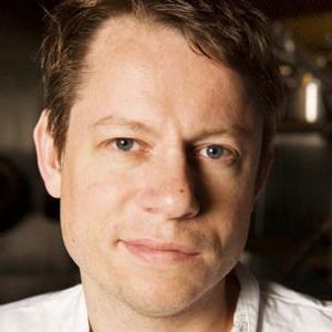 Book Oliver Rowe - Keynote Speaker | Speakers Corner